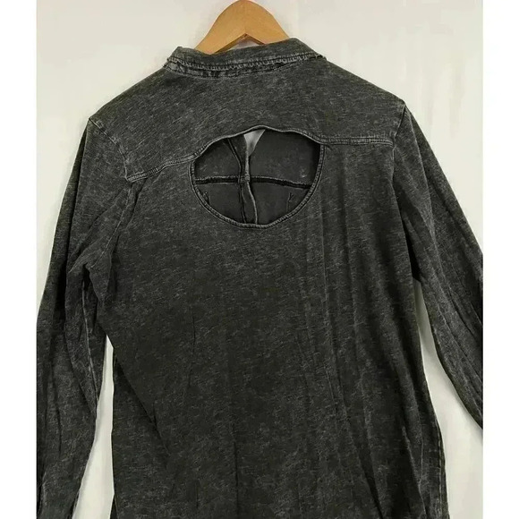 Charcoal Open Back Acid Wash Top Blouse Soft XL Soft Rock & Republic - Picture 3 of 10